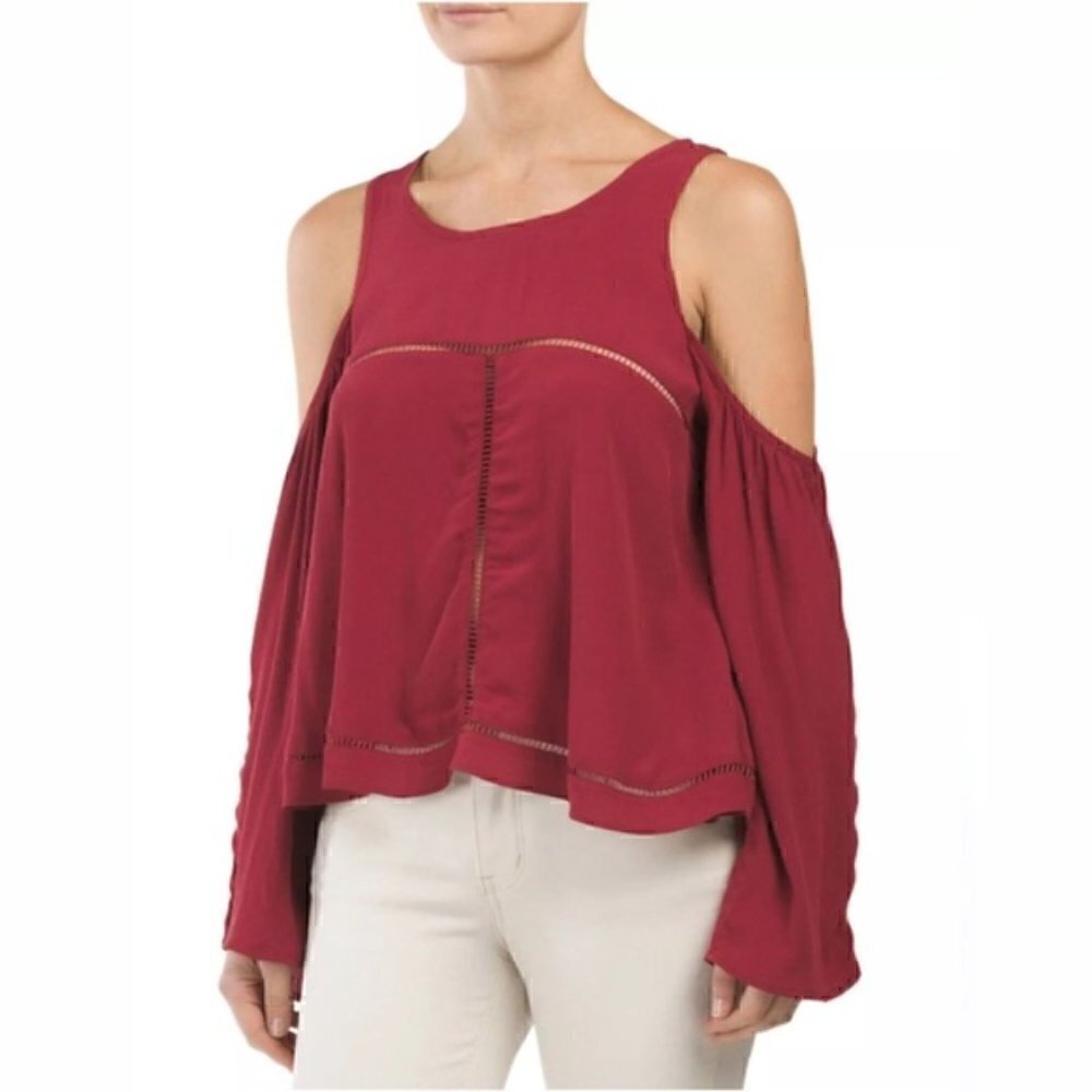 Lovers + Friends Top M Cloudbreak Cold Shoulder Maroon